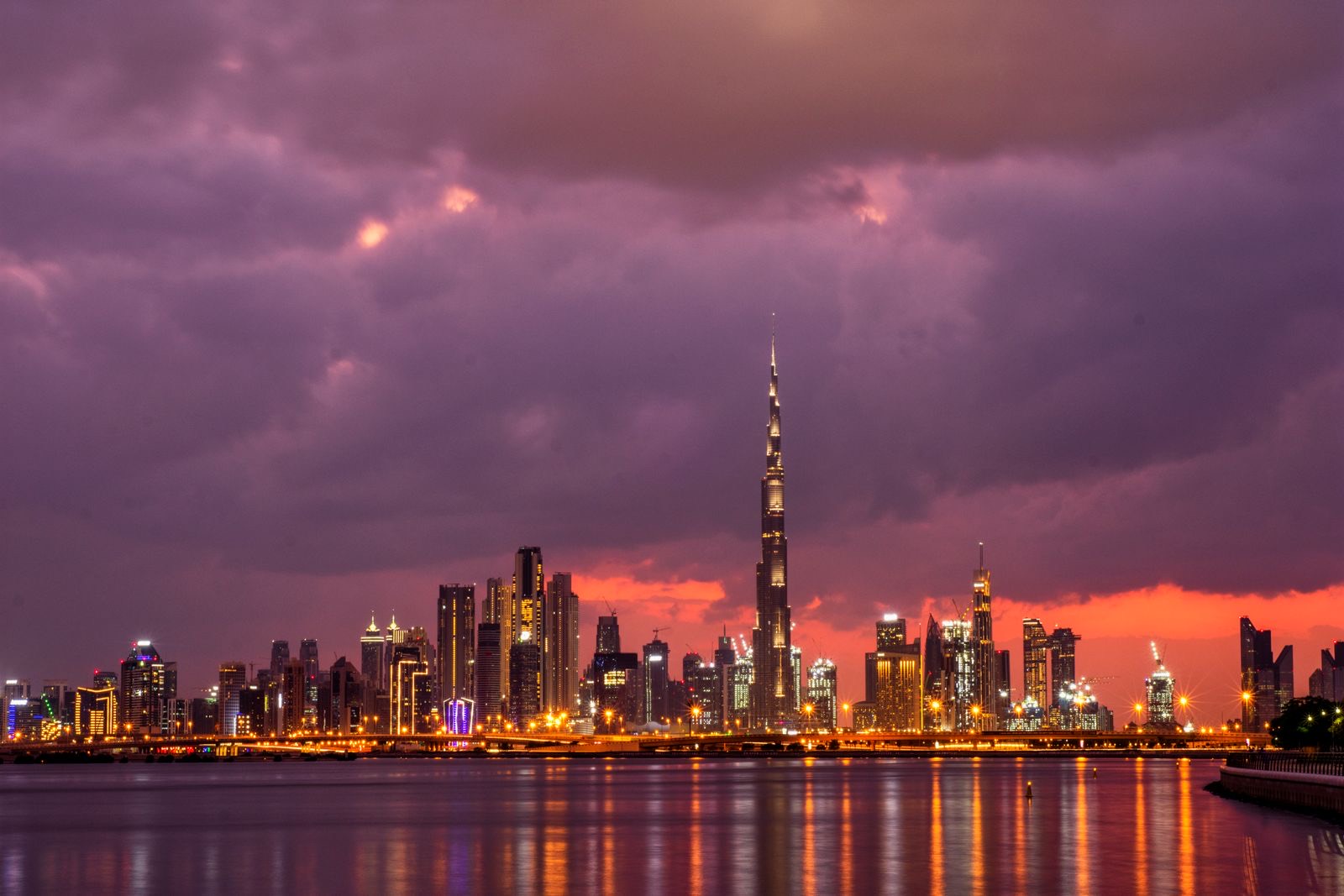 Can Americans Live in Dubai? Moving From the US in 2026